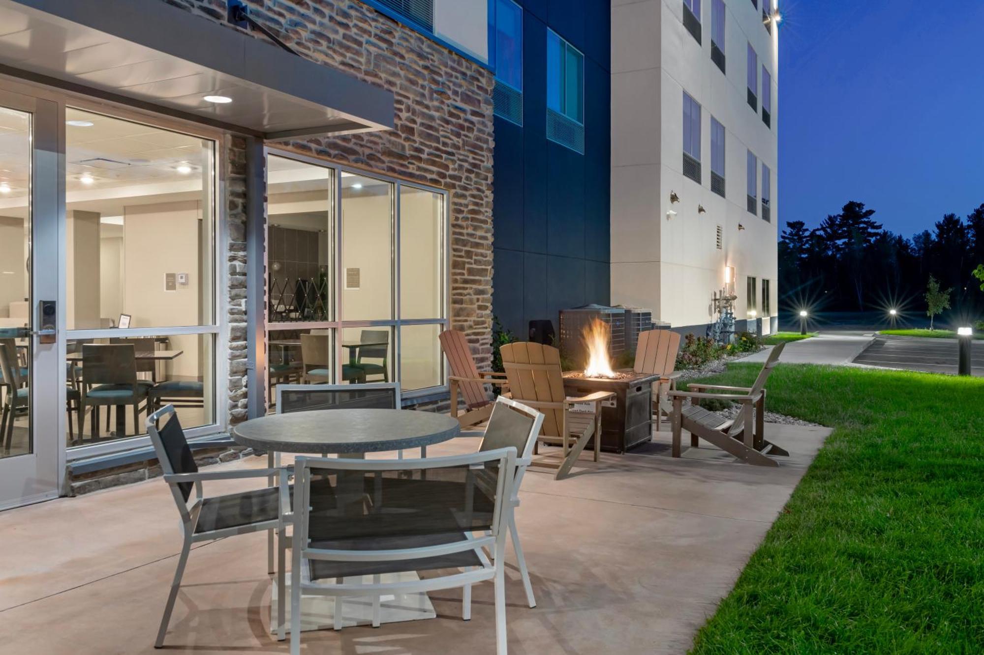 Best Western Plus Grand Rapids Mn Bagian luar foto